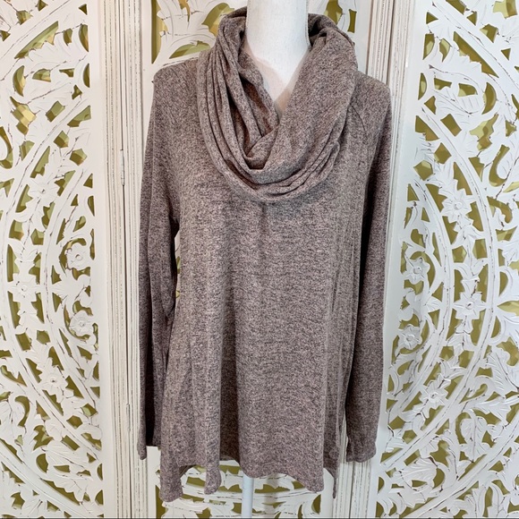 Gibson Latimer Sweaters - Gibson Latimer Blush and Black Cowl Neck Tunic